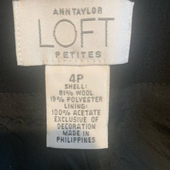 Ann Taylor Artsy Wool Skirt 4P Black Embroidered Floral A Line Side Zip Boho - Picture 3 of 9